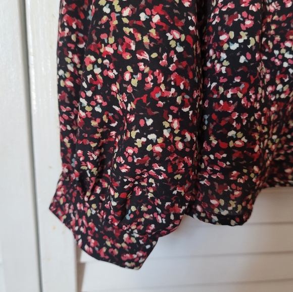 AQUA V-Neck Long Sleeve Shirt Blouse, Size S - Picture 8 of 11